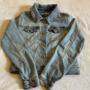 Cat and Jack girls jean jacket